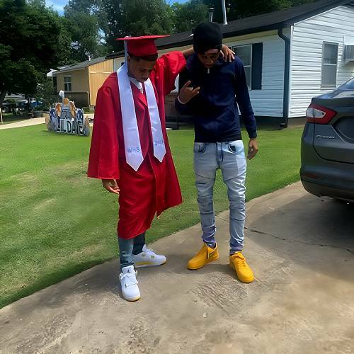 38109 Marlin - We Do It All cover